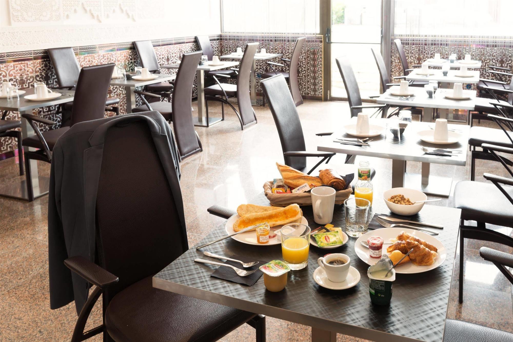 Le Saint Germain Hotel Aulnay-sous-Bois